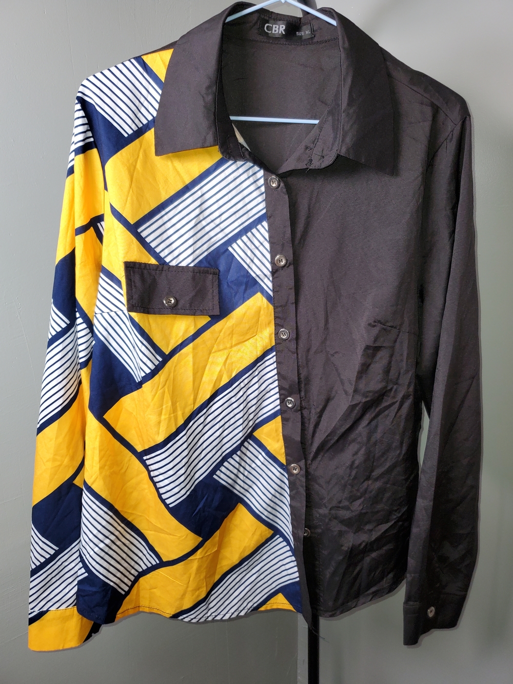 CBR Two-Tone Button-Up Shirt in Black and Yellow Geometric